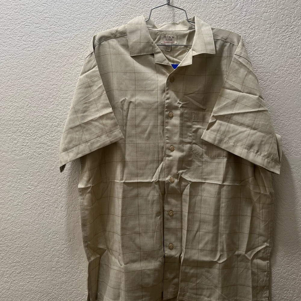 Hudson River short sleeved button up